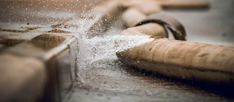 Fix Leaking Pipe in Palmer, Burlington